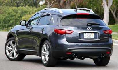 A three-quarter rear view of a 2009 Infiniti FX50 AWD