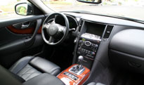 An interior view of the 2009 Infiniti FX50 AWD