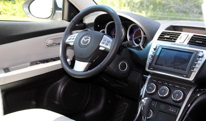 A front interior view of the 2009 Mazda 6 S Grand Touring