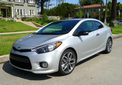A three-quarter front view of Kia Forte Koup SX, one of GAYOT's Top 10 Cheap Cars