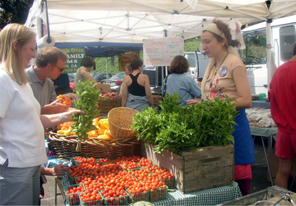 A La Carte & Art takes place annually in Mountain View, CA A La Carte & Art takes place annually in Mountain View, CA