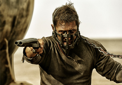 Tom Hardy puts up one hell of a fight in Mad Max: Fury Road Tom Hardy puts up one hell of a fight in Mad Max: Fury Road