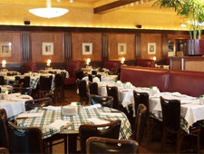 Dining room at Gibsons Bar & Steakhouse, Rosemont, IL Dining room at Gibsons Bar & Steakhouse, Rosemont, IL