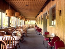Dining room at Bob Chinn's Crab House, Wheeling, IL Dining room at Bob Chinn's Crab House, Wheeling, IL