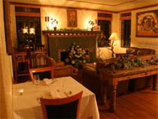 THIS RESTAURANT IS CLOSED The Lodge Restaurant of Castle Hills, San Antonio, TX