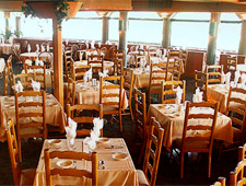 THIS RESTAURANT IS CLOSED Harbor House Seafood Restaurant & Oyster Bar, San Diego, CA THIS RESTAURANT IS CLOSED Harbor House Seafood Restaurant & Oyster Bar, San Diego, CA