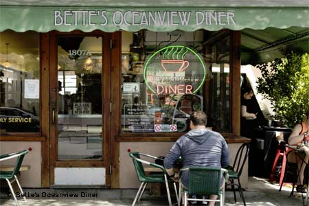 THIS RESTAURANT IS CLOSED Bette's Oceanview Diner, Berkeley, CA THIS RESTAURANT IS CLOSED Bette's Oceanview Diner, Berkeley, CA