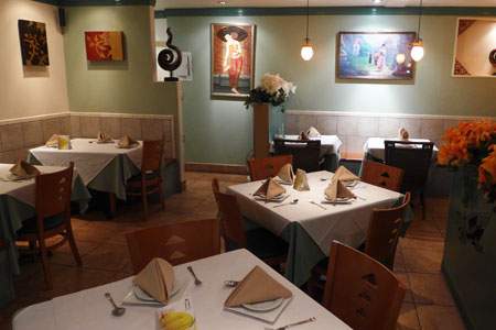 THIS RESTAURANT IS CLOSED Lattitude Thai Restaurant, Santa Monica, CA