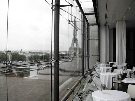 Maison Blanche, Paris, france