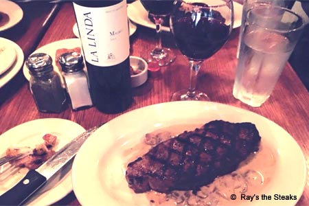 THIS RESTAURANT IS CLOSED Ray's the Steaks, Arlington, VA