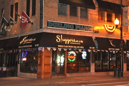 Sluggers World Class Sports Bar & Grill, Chicago, IL