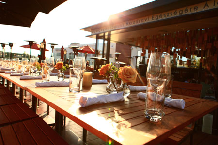 THIS RESTAURANT IS CLOSED Sonoma Wine Garden, Santa Monica, CA