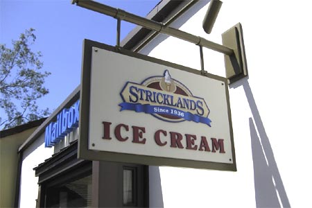 THIS RESTAURANT IS CLOSED Strickland's, Irvine, CA