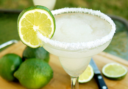 Stay cool with a Carbonated Margarita Stay cool with a Carbonated Margarita