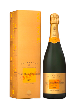 Champagne Veuve Clicquot 1999 Vintage is bold and rich with creamy flavors of hazelnut