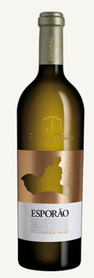 Esporao 2011 Private Selection White, one of GAYOT's Top 10 Value Wines, is an elegant white blend with rich, creamy flavors