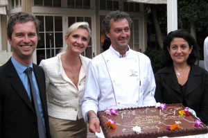 Consul General of France David Martinon, Sophie Gayot, pastry chef Yvan Valentin, Christine Ourmières, Air France Vice President & General Manager USA
