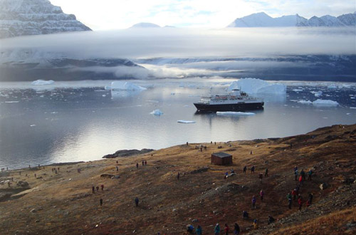 The Ocean Endeavor in Greenland