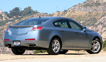 A three-quarter rear view of a 2009 Acura TL