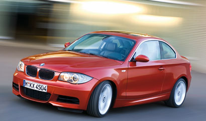 A three-quarter front view of a 2008 BMW 135i Coupe