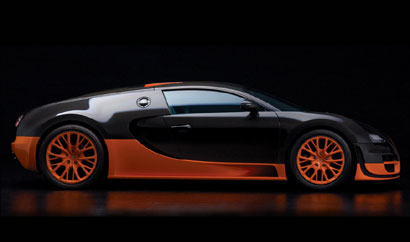 A side view of the Bugatti Veyron 16.4 Super Sport