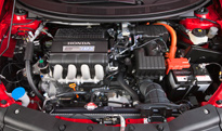 The 1.5-liter hybrid inline 4-cylinder engine of the 2011 Honda CR-Z