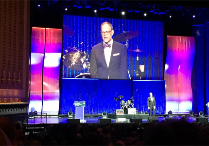 Alton Brown hosts for the third time Alton Brown hosts for the third time