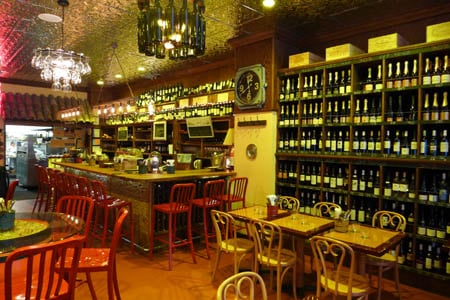 Cuisine and wines of southwest France in the Financial District.