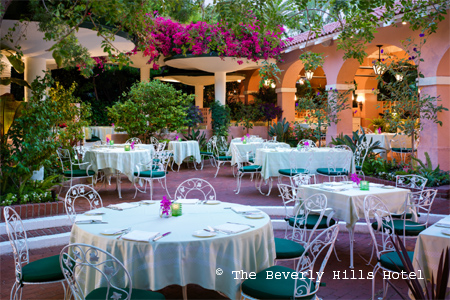 The Polo Lounge, a Beverly Hills legend since 1941, serves (too) classic cuisine in an elegant setting.