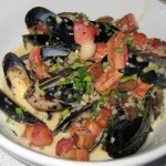 Country mussels: leek, bacon, mushroom, beer, cream