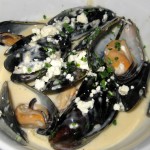 Roquefort mussels: garlic, shallots, roquefort, chives and cream