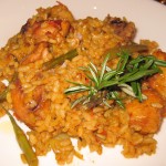 Paella Valenciana Rafael Vidal: a true classic of chicken, rabbit and green beans