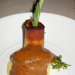 Veal ossobuco: gremolata sauce and polenta