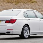 A three-quarter rear view of the 2013 BMW 7 Series
