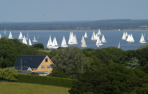 Over 2,000 sail boats participate in the annual race "Round the Isle"