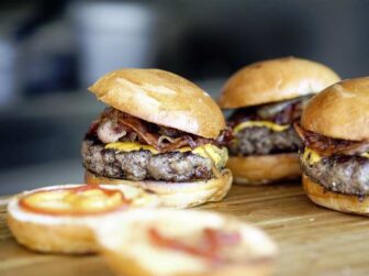 Find the best burgers near you