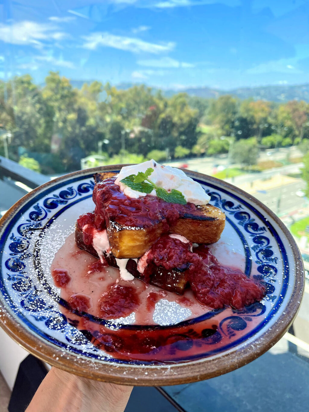 Strawberries French toast